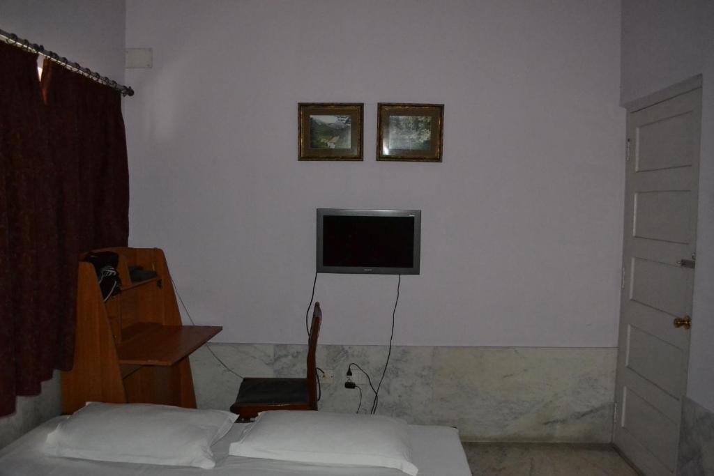 Monorama Guest House Kolkata Bagian luar foto